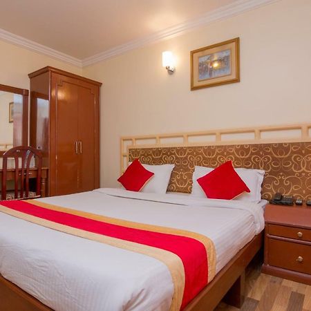 Skyline Hotel Катманду Екстериор снимка