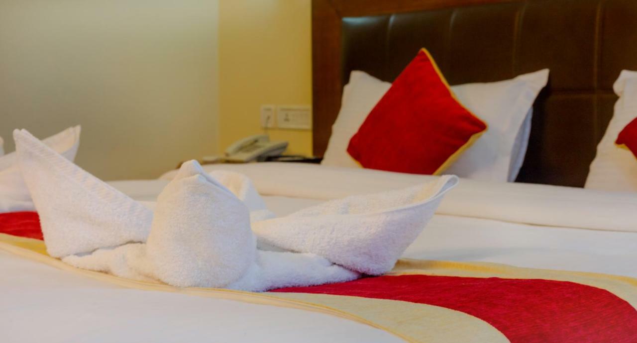 Skyline Hotel Катманду Екстериор снимка