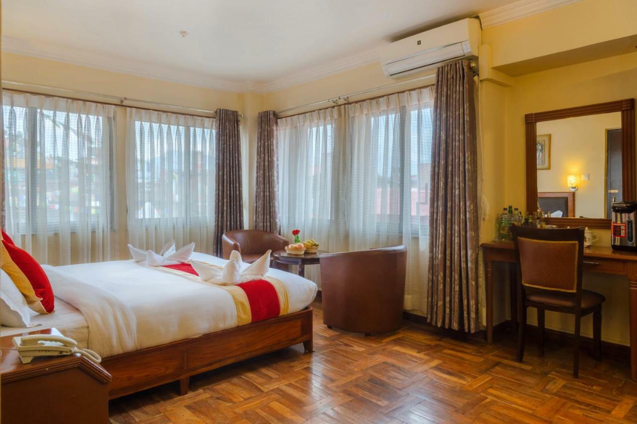 Skyline Hotel Катманду Екстериор снимка