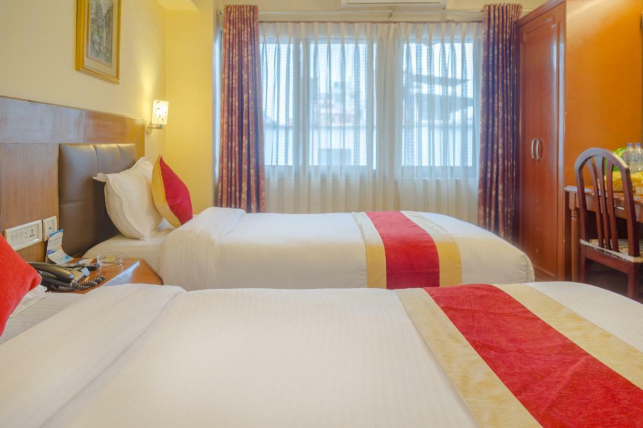 Skyline Hotel Катманду Екстериор снимка