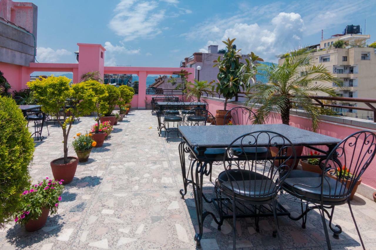 Skyline Hotel Катманду Екстериор снимка